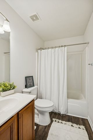 1791 Red Jacket Dr, Antioch, TN 37013