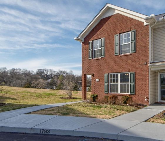 1791 Red Jacket Dr, Antioch, TN 37013