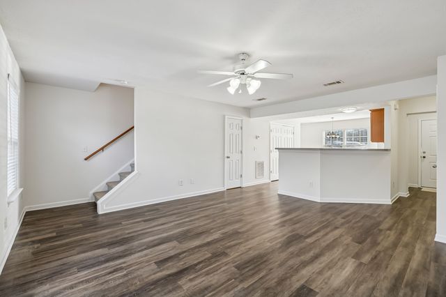 1791 Red Jacket Dr, Antioch, TN 37013