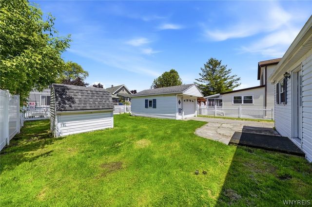 250 East Avenue, North Tonawanda, NY 14120