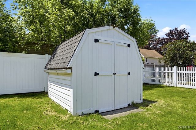 250 East Avenue, North Tonawanda, NY 14120