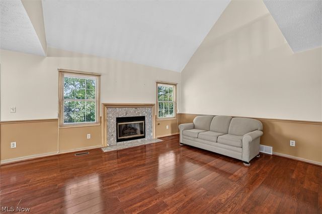 4253 Taylor Court, Brunswick, OH 44212