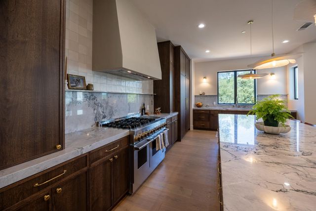 13628 Finch Ct, Auburn, CA 95603