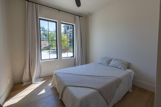 13628 Finch Ct, Auburn, CA 95603