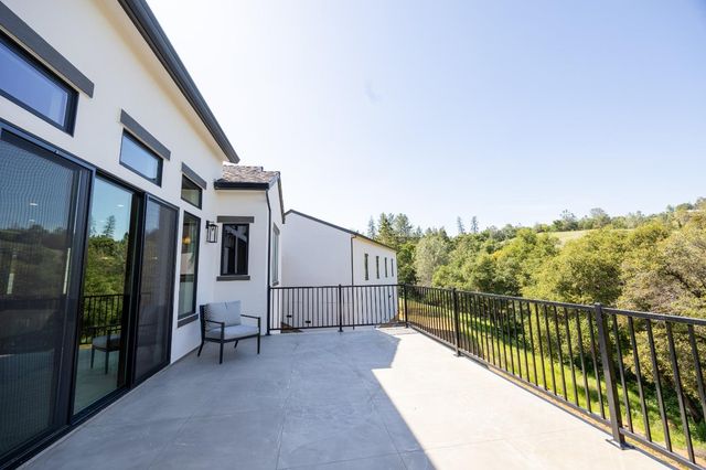 13628 Finch Ct, Auburn, CA 95603