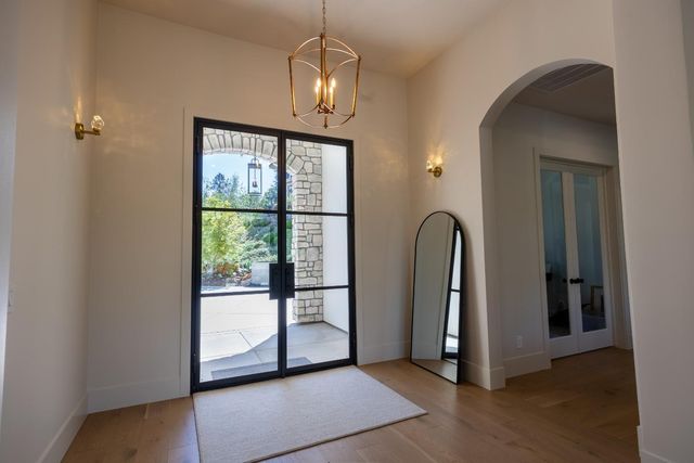 13628 Finch Ct, Auburn, CA 95603