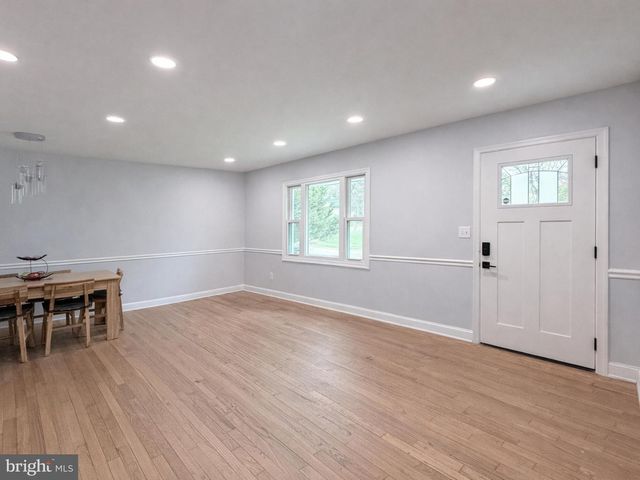 4902 91ST PL, Lanham, MD 20706