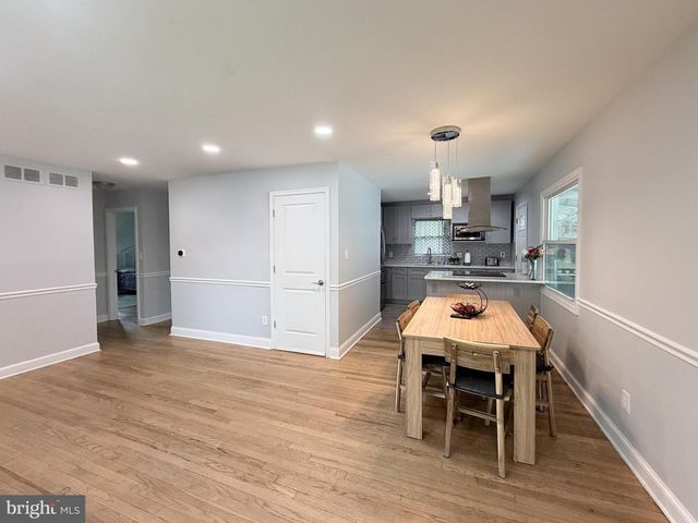 4902 91ST PL, Lanham, MD 20706
