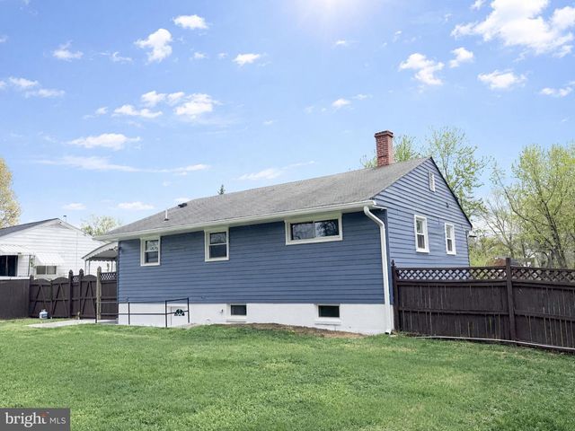 4902 91ST PL, Lanham, MD 20706