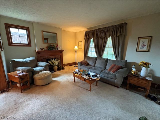 465 Saint Leger Avenue, Akron, OH 44305