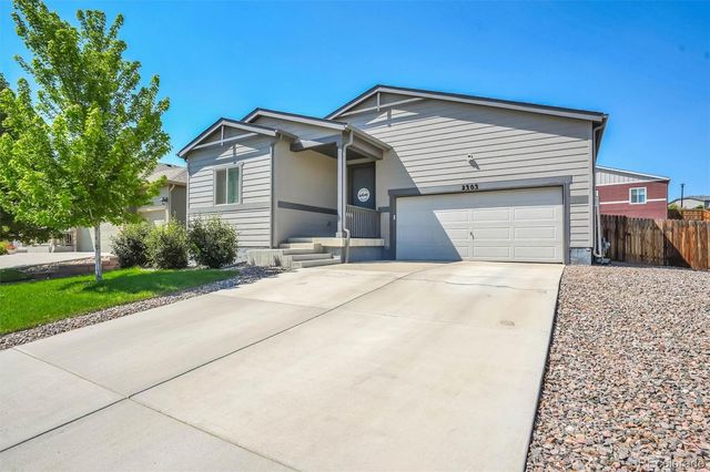 2303 Coyote Creek Drive, Fort Lupton, CO 80621