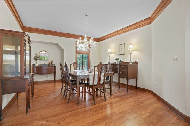 3055 Carriage Lane, Columbus, OH 43221