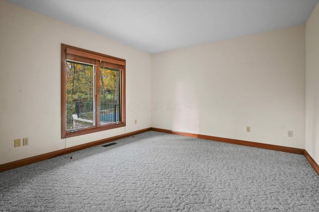 3055 Carriage Lane, Columbus, OH 43221