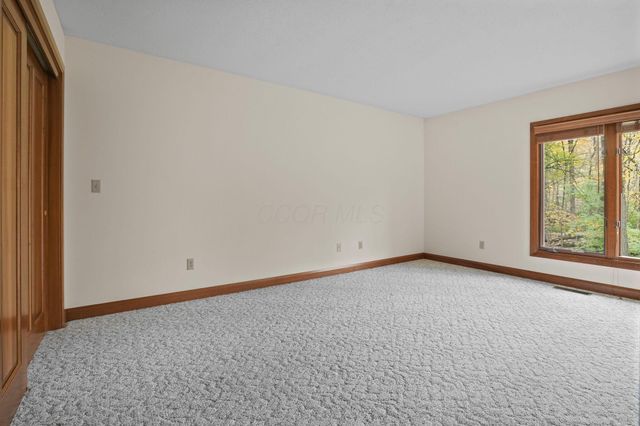 3055 Carriage Lane, Columbus, OH 43221