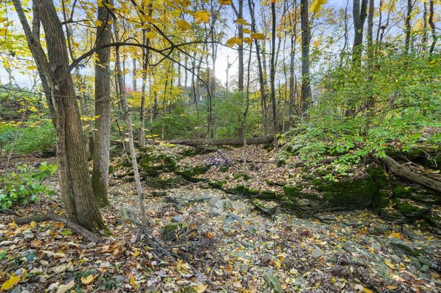 3055 Carriage Lane, Columbus, OH 43221