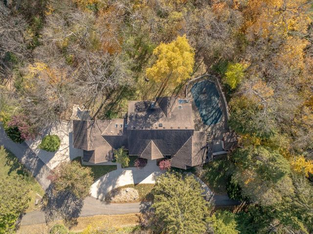 3055 Carriage Lane, Columbus, OH 43221