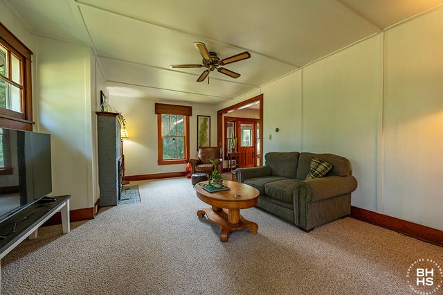 22 Dewey Avenue, Piercefield, NY 12973