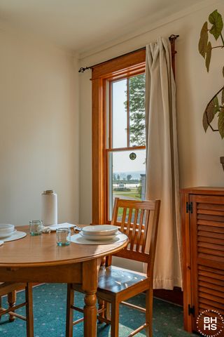 22 Dewey Avenue, Piercefield, NY 12973