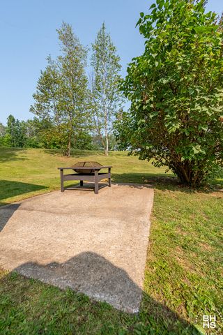 22 Dewey Avenue, Piercefield, NY 12973