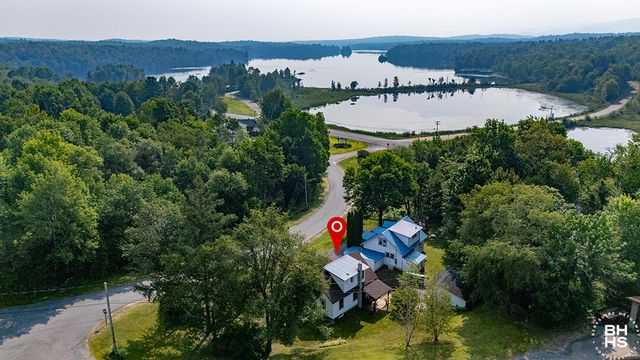 22 Dewey Avenue, Piercefield, NY 12973