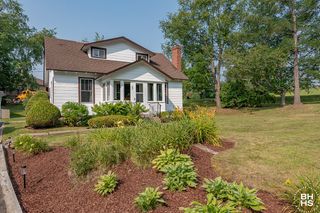 22 Dewey Avenue, Piercefield, NY 12973