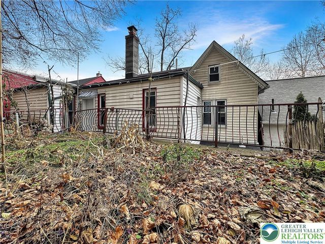 40 Delaware Drive, Easton, PA 18042