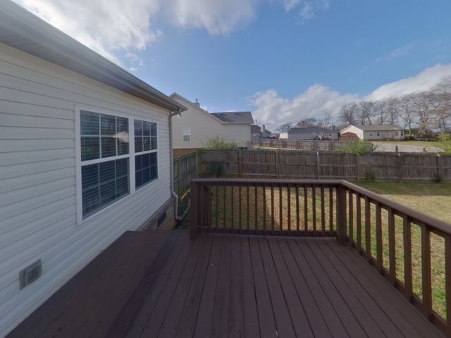 1206 Aretha Dr, Murfreesboro, TN 37128