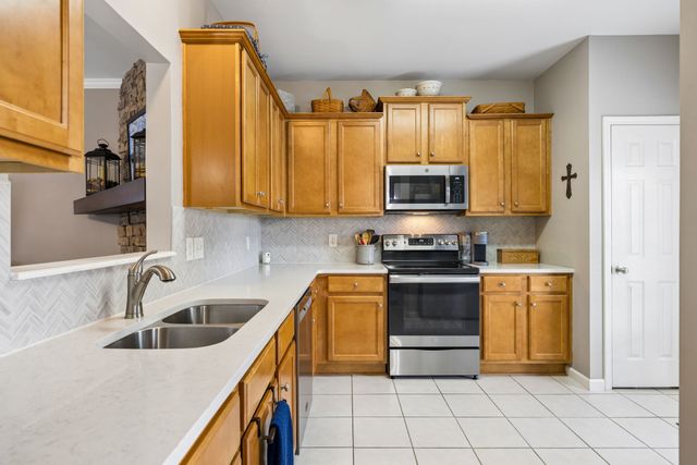 1101 Downs Blvd Apt 233, Franklin, TN 37064