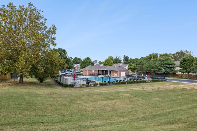 1101 Downs Blvd Apt 233, Franklin, TN 37064