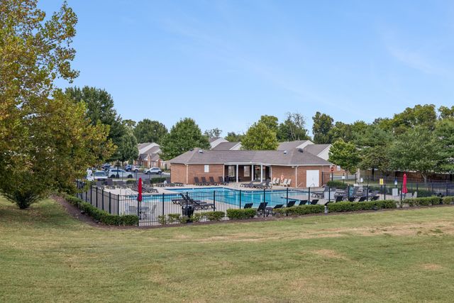 1101 Downs Blvd Apt 233, Franklin, TN 37064