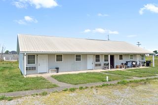 280 Thompsonville Ln Apt A, Oak Grove, KY 42262