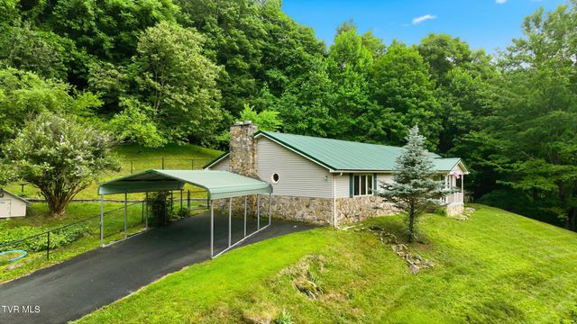 5100 Chandler Road, Big Stone Gap, VA 24219