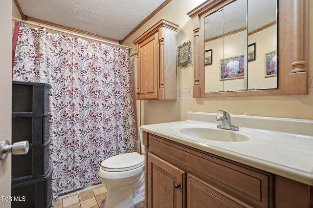 5100 Chandler Road, Big Stone Gap, VA 24219