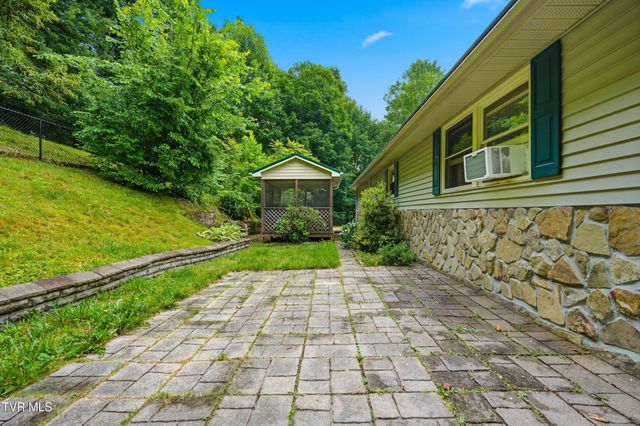 5100 Chandler Road, Big Stone Gap, VA 24219
