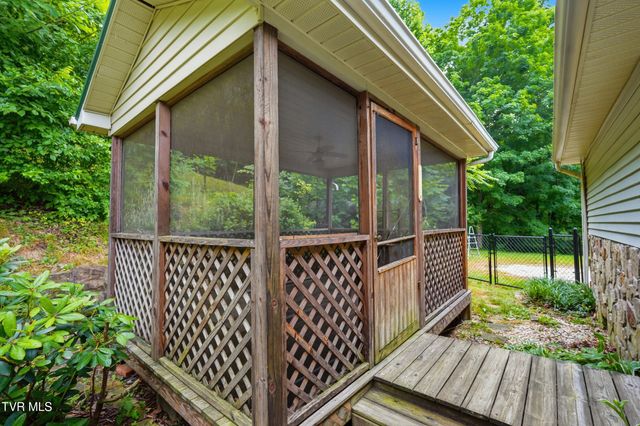 5100 Chandler Road, Big Stone Gap, VA 24219