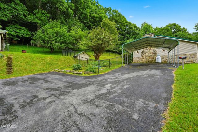 5100 Chandler Road, Big Stone Gap, VA 24219