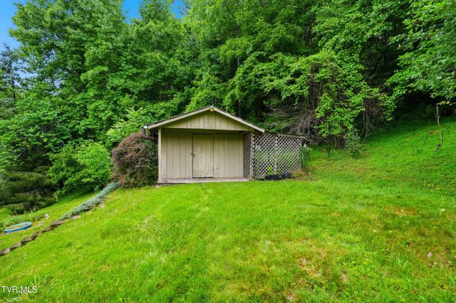 5100 Chandler Road, Big Stone Gap, VA 24219