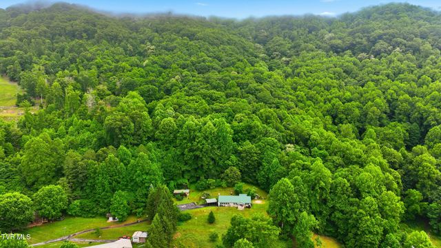 5100 Chandler Road, Big Stone Gap, VA 24219