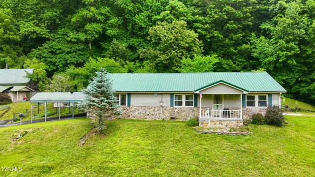 5100 Chandler Road, Big Stone Gap, VA 24219