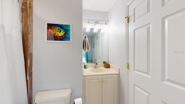 208 LONDON DRIVE, Palm Coast, FL 32137