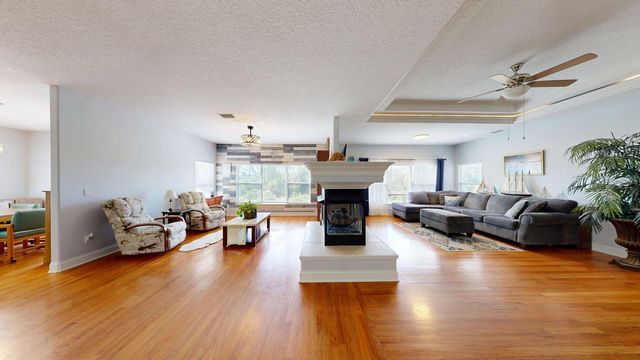 208 LONDON DRIVE, Palm Coast, FL 32137
