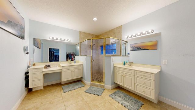 208 LONDON DRIVE, Palm Coast, FL 32137