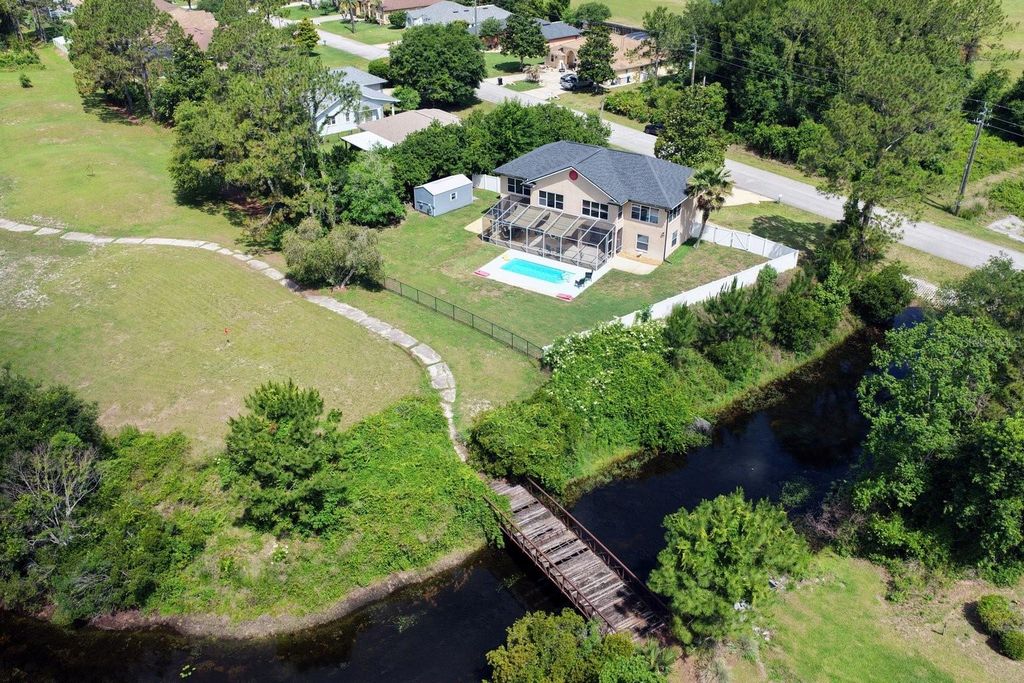 208 LONDON DRIVE, Palm Coast, FL 32137