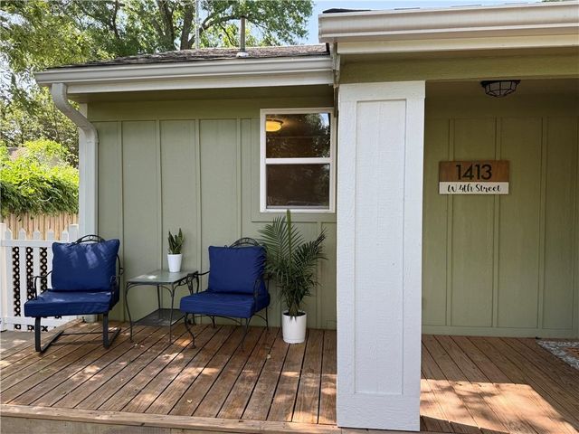 1413 W 4th Street, Lawrence, KS 66044