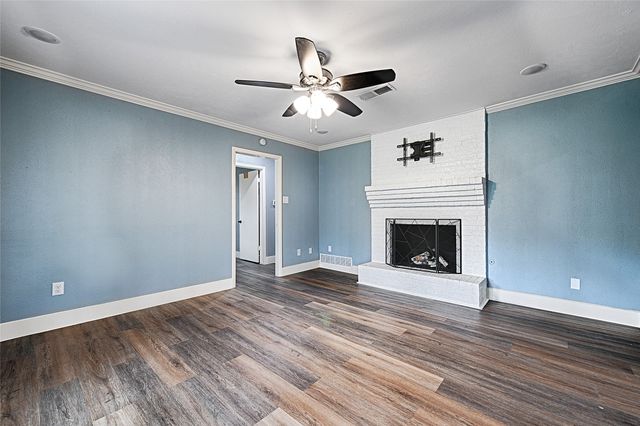 6413 Stonewall Street, Greenville, TX 75402