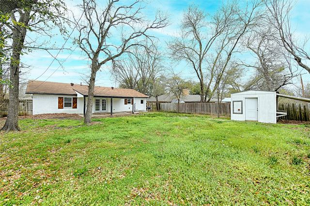 6413 Stonewall Street, Greenville, TX 75402