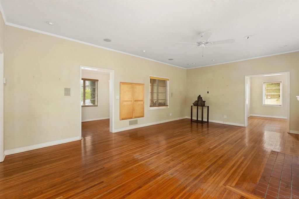 Image 4 of property listing at 2219 La Callecita, San Diego, CA 92103