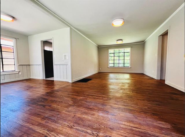 1213 Huntington Way, Norman, OK 73069