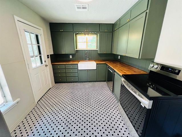 1213 Huntington Way, Norman, OK 73069