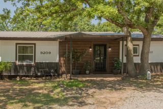 9209 Sleepy Hollow Drive, Newalla, OK 74857